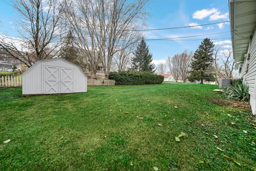 2002 Crockett Avenue, Valparaiso, IN 46383 - Image #3