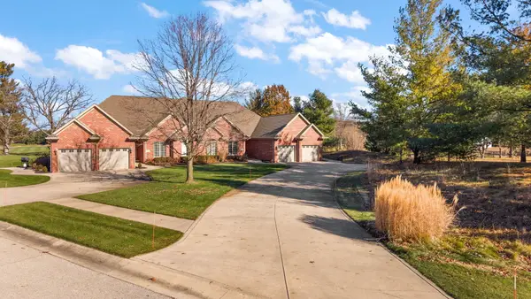 5540 Fountain View Drive, Wheatfield, IN 46392