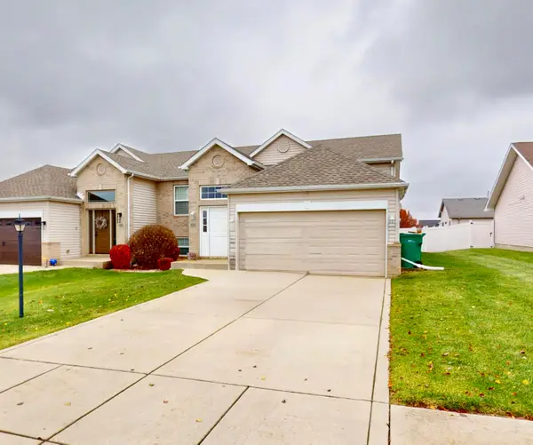 3782 W 70th Place, Merrillville, IN 46410