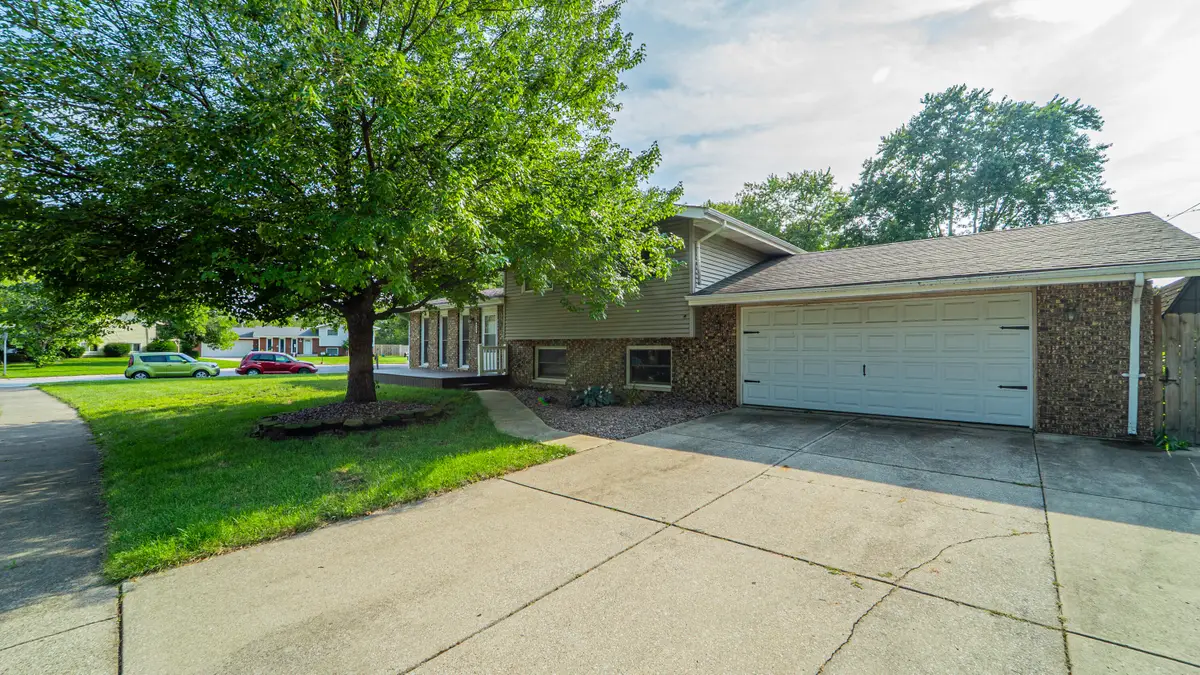 9830 Mckinley Street, Crown Point, IN 46307 - Image #1