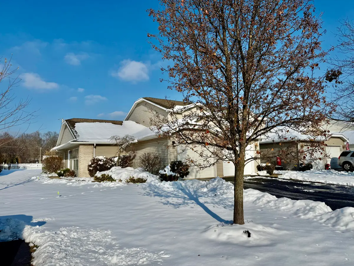 1978 Laura Lane, Chesterton, IN 46304 - Image #1