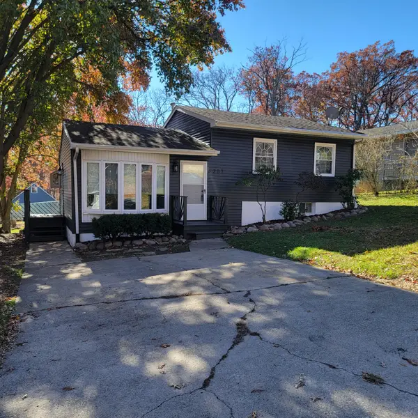 8207 W 127th Avenue, Cedar Lake, IN 46303