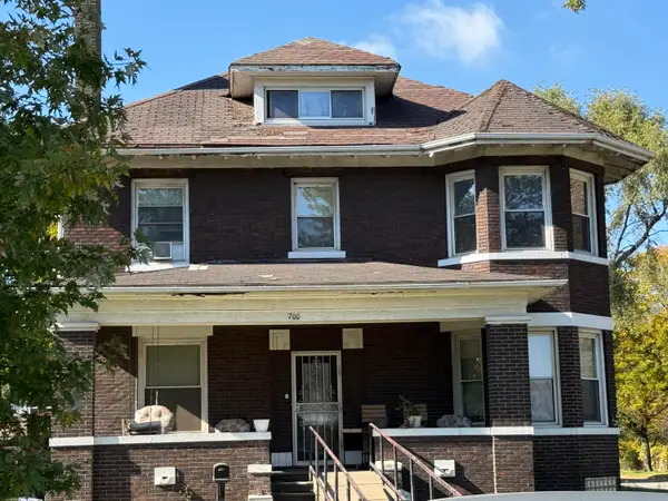 700 Jackson Street, Gary, IN 46402