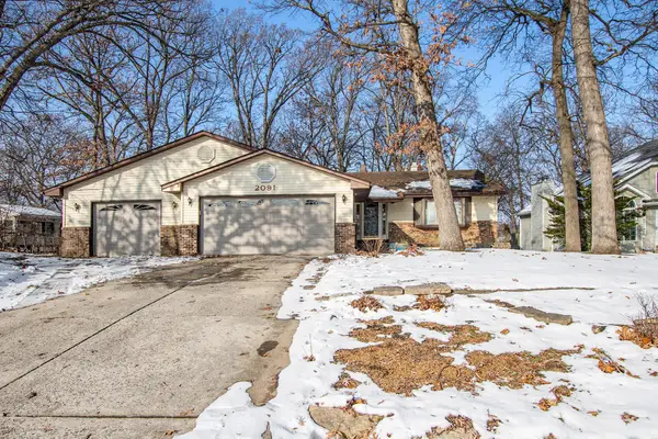2091 Hidden Valley Drive, Crown Point, IN 46307