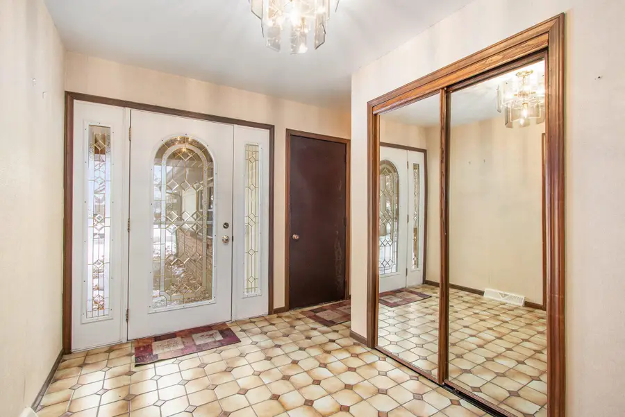 2091 Hidden Valley Drive, Crown Point, IN 46307 - Image #3