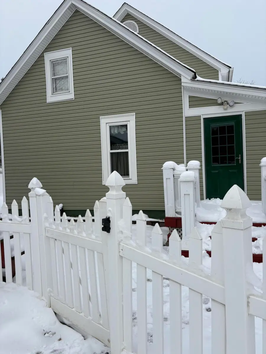 225 Jefferson Avenue, Chesterton, IN 46304 - Image #3