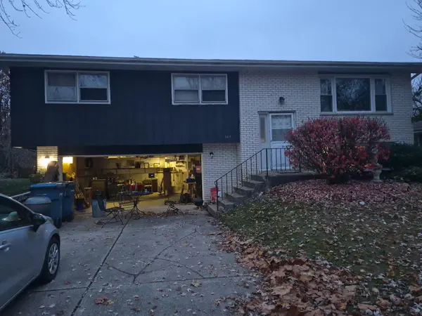 2417 Hickory Drive, Dyer, IN 46311