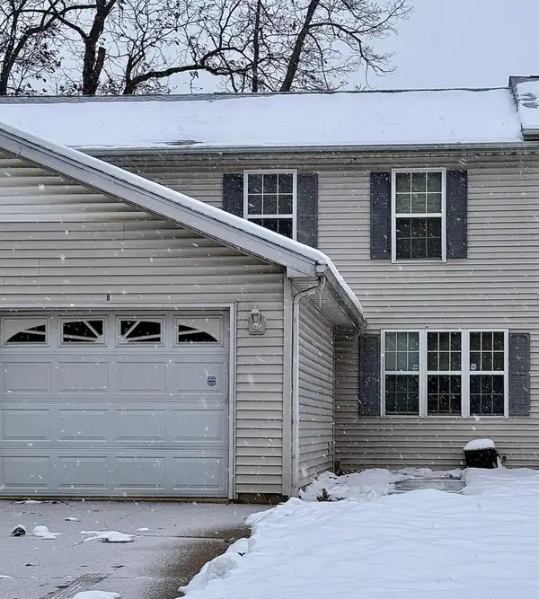 395 Plymouth Road #B, Valparaiso, IN 46385