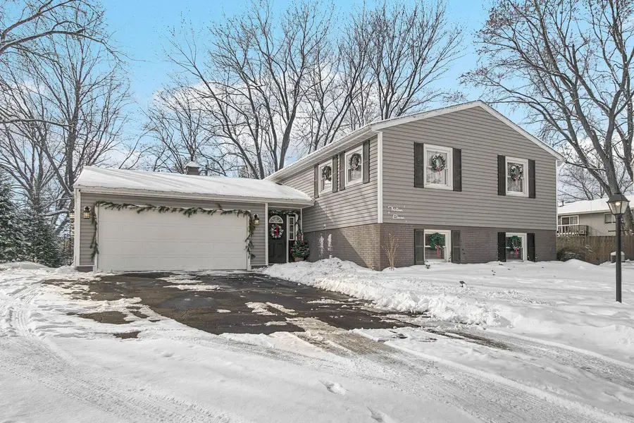 1311 Peachtree Drive, Valparaiso, IN 46383 - Image #2
