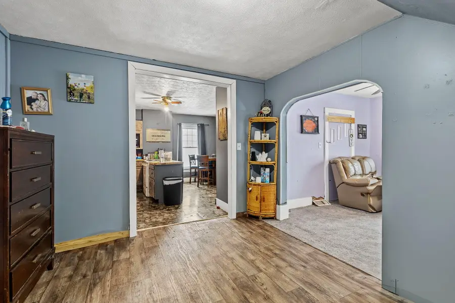 319 E Oak Street, Rensselaer, IN 47978 - Image #3