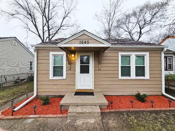 1645 W 40th Avenue, Gary, IN 46408