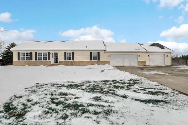 213 N 450 E, Valparaiso, IN 46383