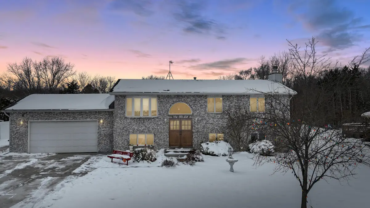 9272 Vigo Street, Crown Point, IN 46307 - Image #1