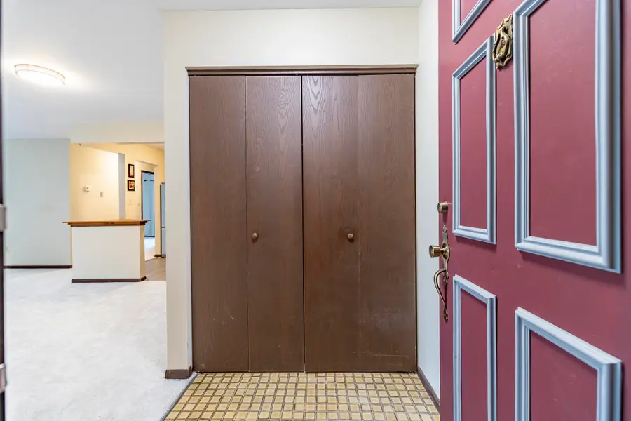 931 W Glen Park Avenue #204, Griffith, IN 46319 - Image #2