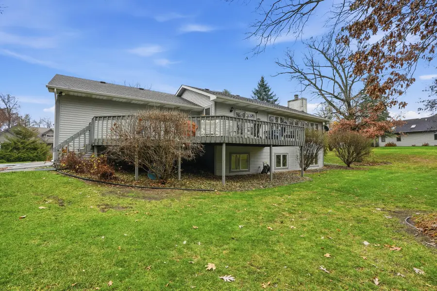 10906 Bunker Drive, Demotte, IN 46310 - Image #2
