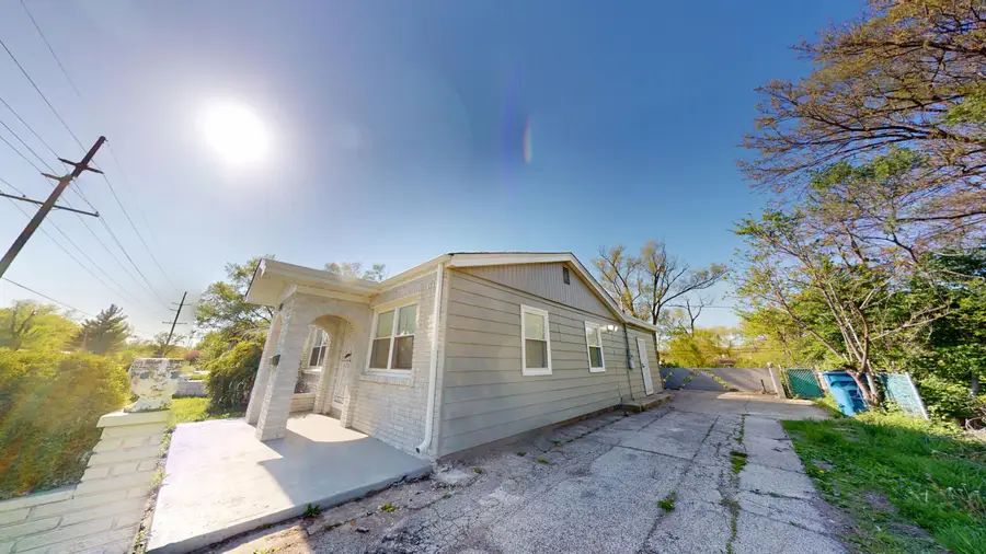 4252 W 21st Avenue, Gary, IN 46404 - Image #2