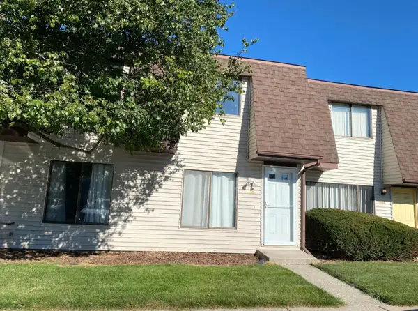 6050 Delaware Drive, Merrillville, IN 46410