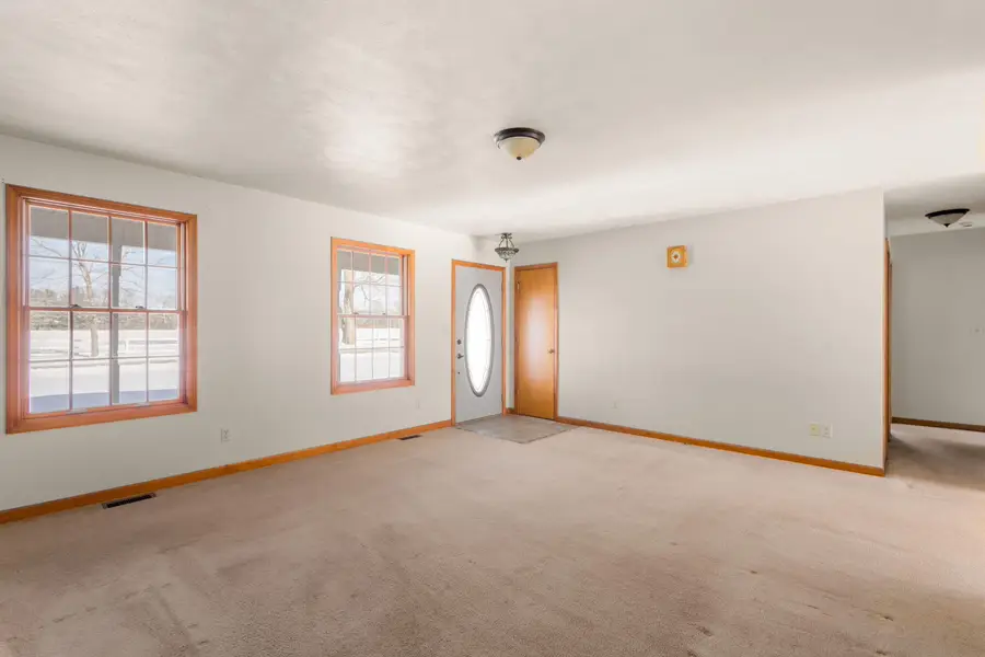 1262 E 900 N, La Porte, IN 46350 - Image #3