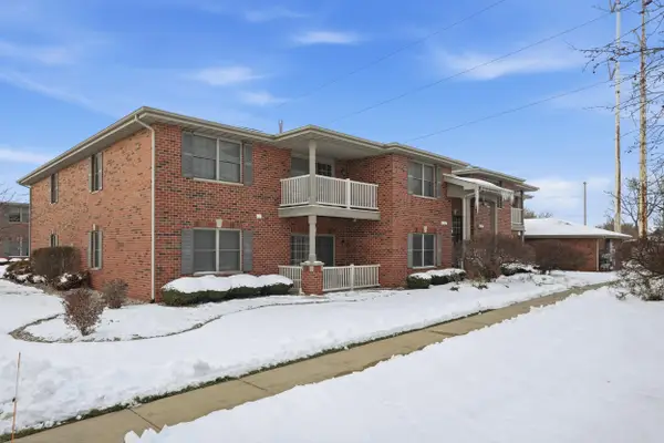 545 Cambridge Court #1d, Munster, IN 46321