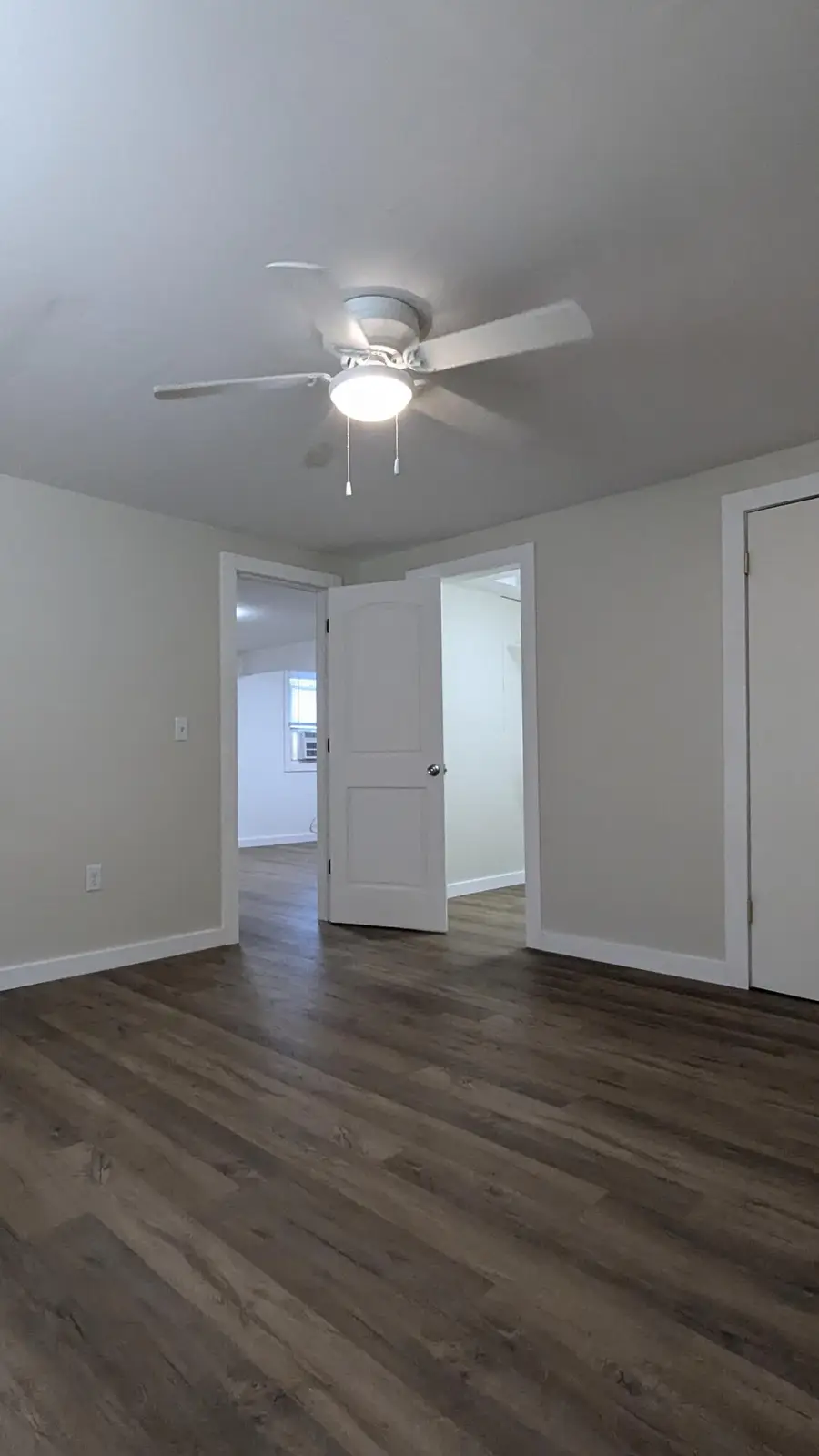 417 Roosevelt Street, La Porte, IN 46350 - Image #2