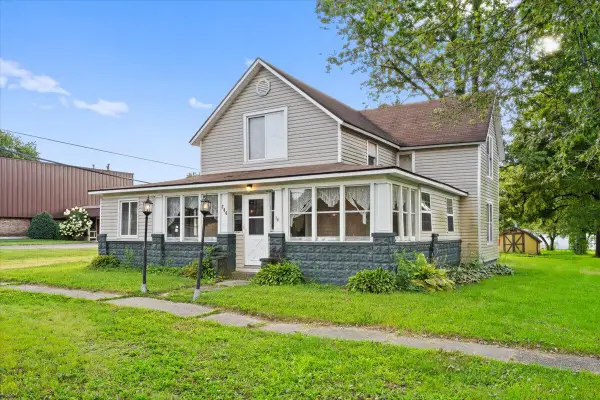 206 S Main Street, Morocco, IN 47963