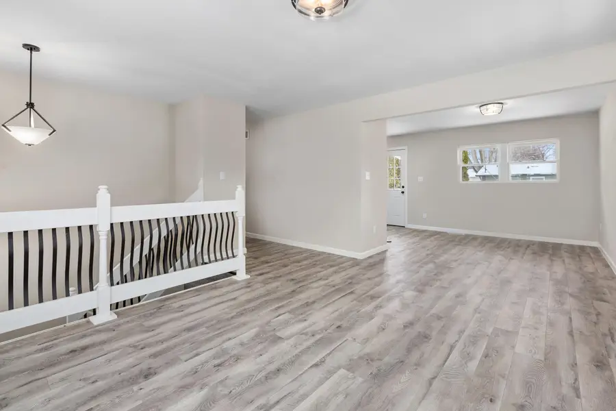 1707 E Chicago Street, Valparaiso, IN 46383 - Image #2