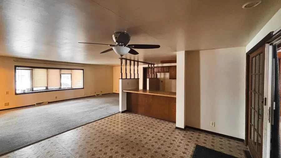 1707 E Glendale Boulevard, Valparaiso, IN 46383 - Image #2