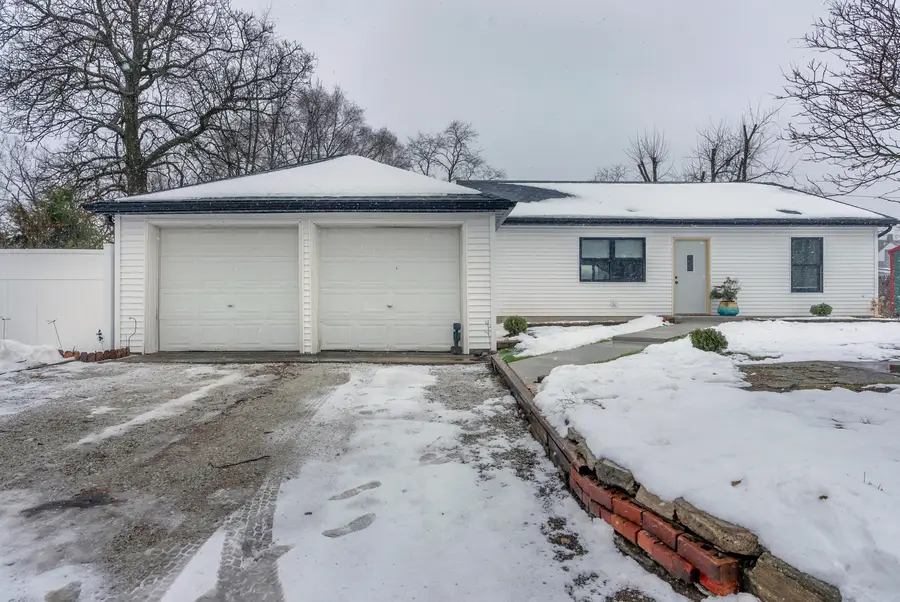 25 E Grove Street, Wheatfield, IN 46392 - Image #3