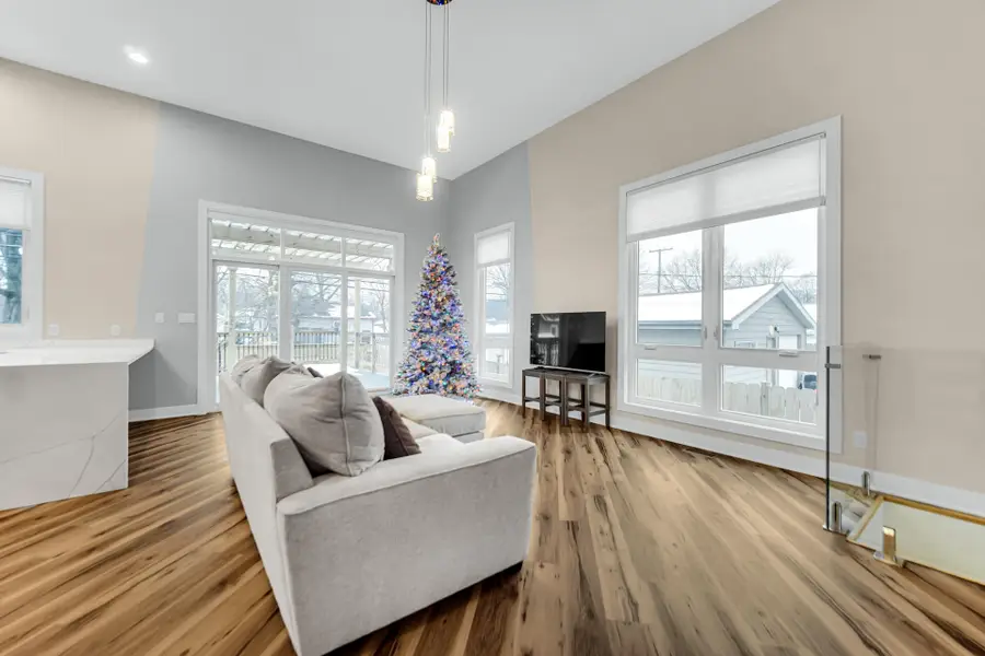 1044 Mulberry Street, Hammond, IN 46324 - Image #2