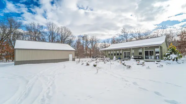 9588 E 650 N, Walkerton, IN 46574