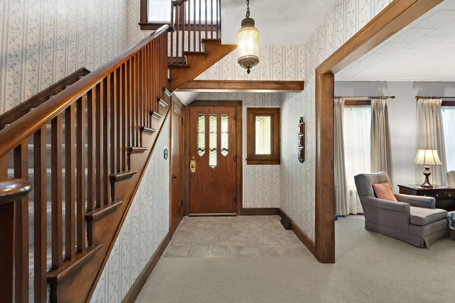 158 S Greenwich Street, Valparaiso, IN 46383 - Image #3