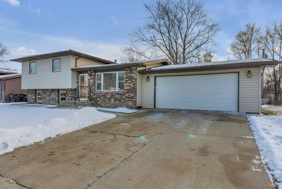 6395 Valleyview Avenue, Portage, IN 46368 - Image #2