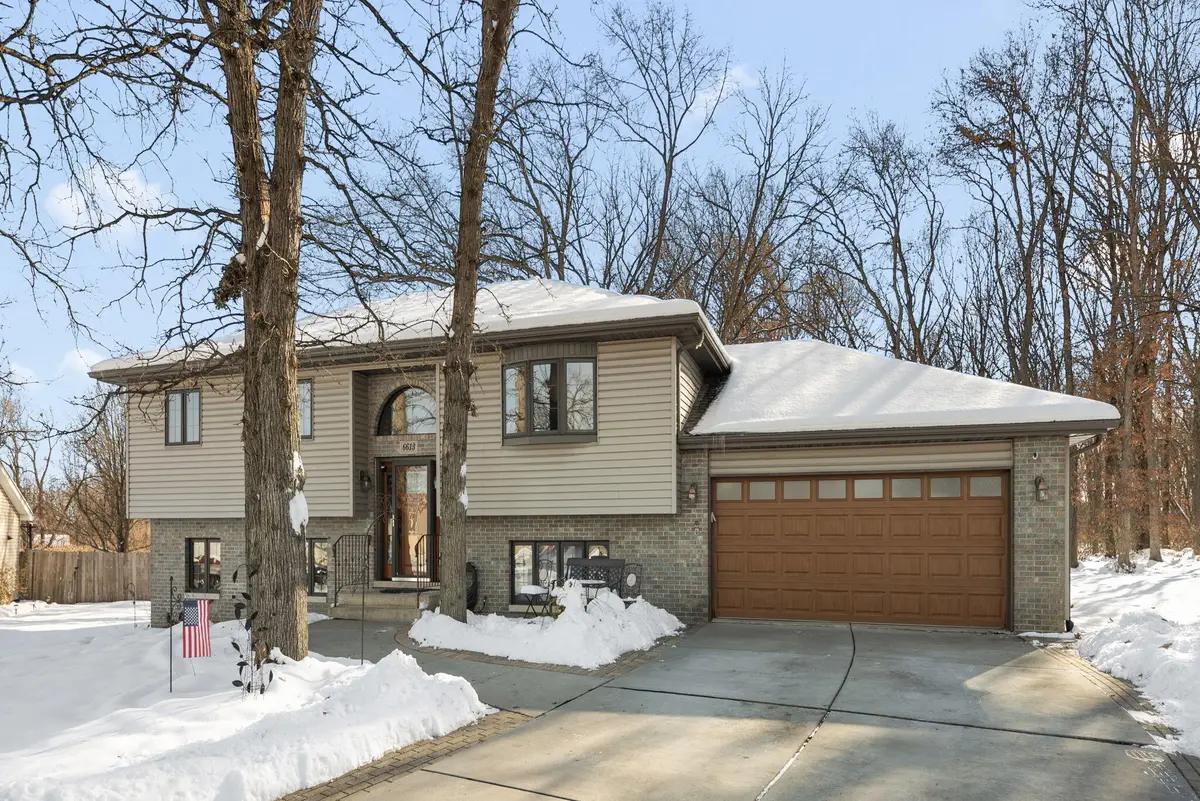 6613 W 86th Court, Crown Point, IN 46307 - Image #1