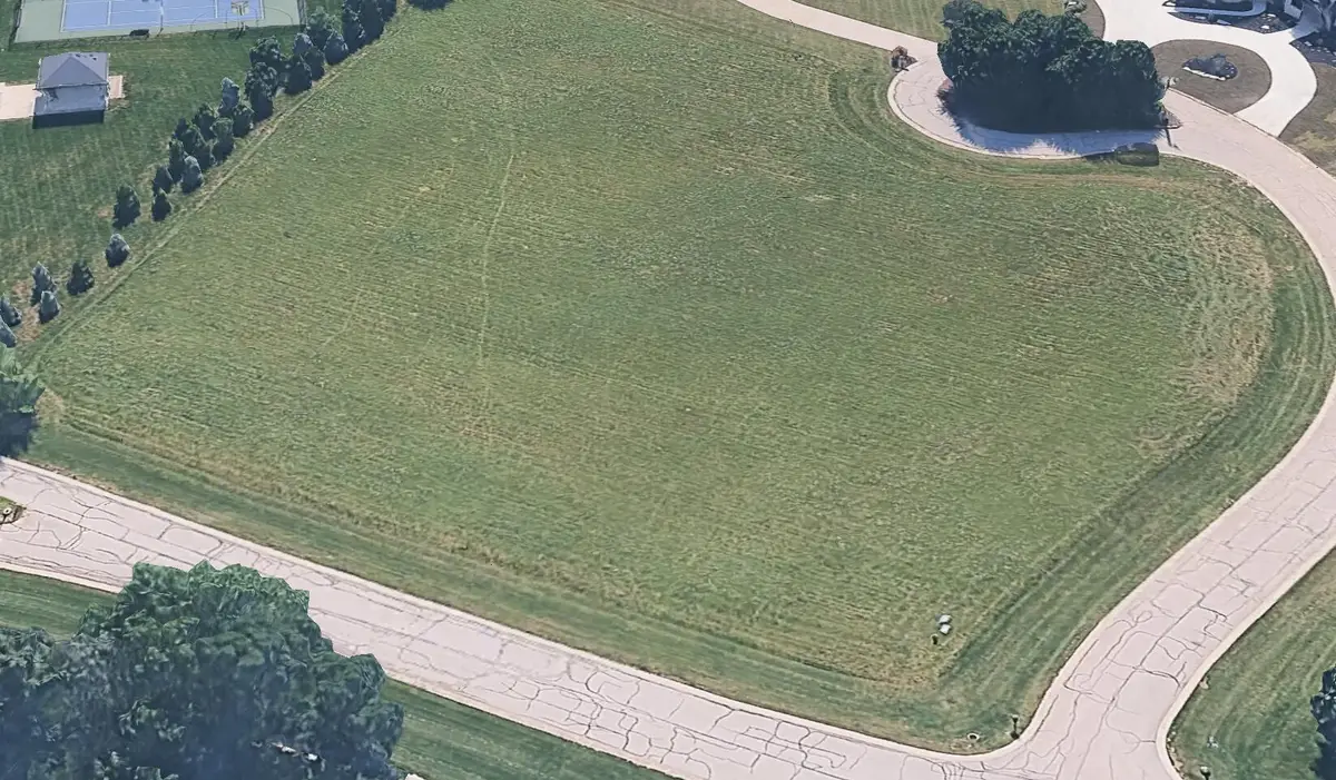 2800 Pepper Creek Bridge Parkway, Valparaiso, IN 46385 - Image #1