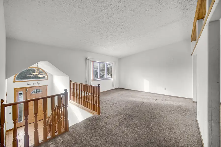 7396 Kestrel Street, Hobart, IN 46342 - Image #2