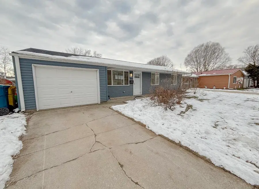 709 James Place, Griffith, IN 46319 - Image #2