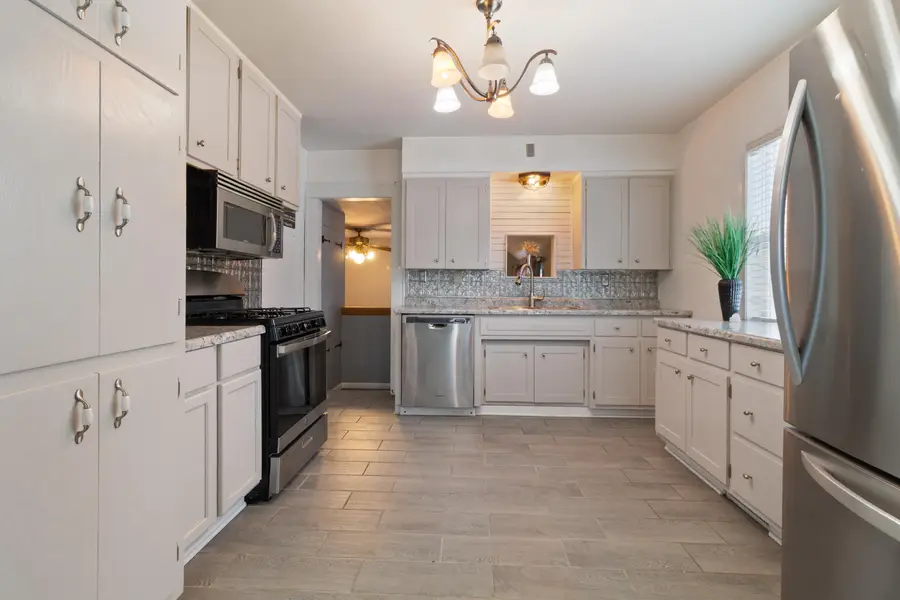 8834 Highland Street, Highland, IN 46322 - Image #3