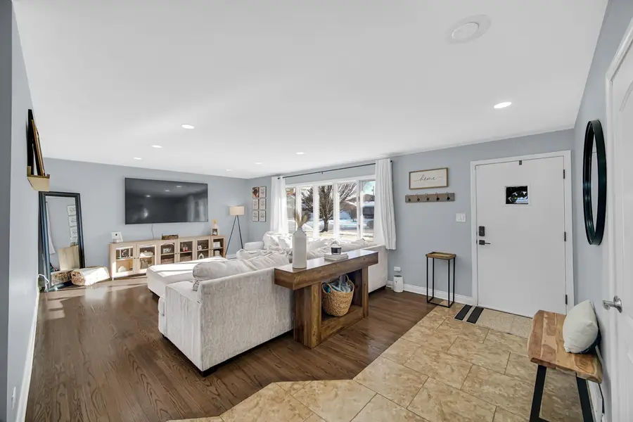 3011 Garfield Avenue, Highland, IN 46322 - Image #2