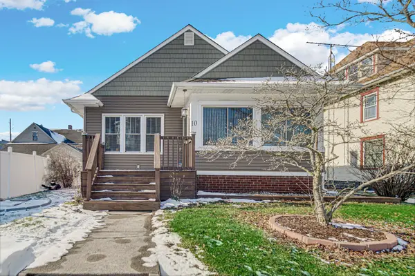 10 N Michigan Street, La Crosse, IN 46348