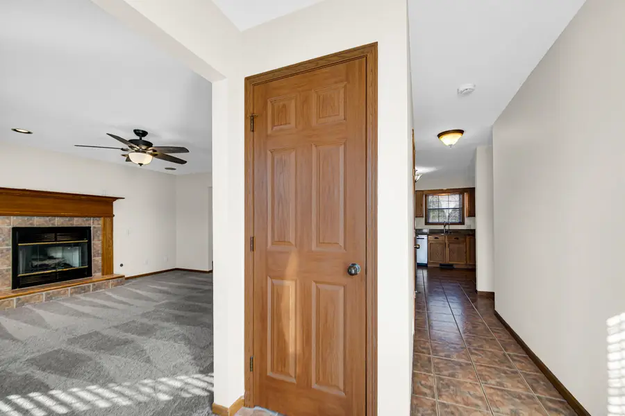 253 Moncrief Drive, Valparaiso, IN 46385 - Image #2