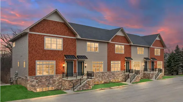 57 Sanctuary Drive, Valparaiso, IN 46385