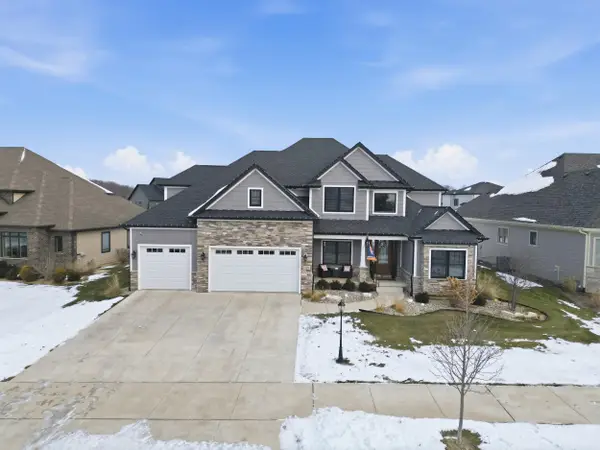 13438 Waterleaf Drive, St. John, IN 46373