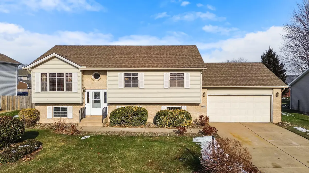 5684 Dove Dale Avenue, Portage, IN 46368 - Image #1