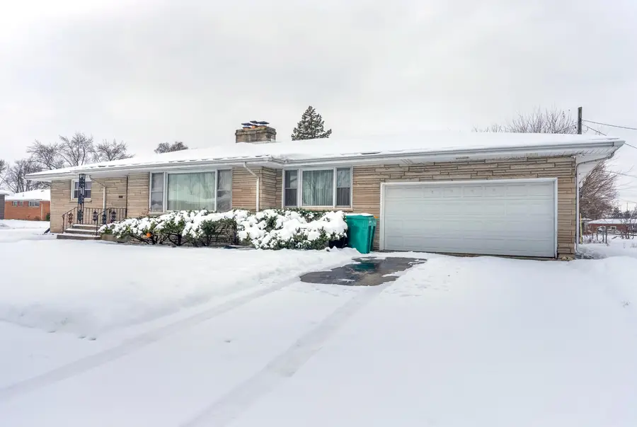 5550 Jefferson Place, Merrillville, IN 46410 - Image #2
