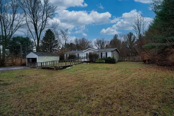 892 S 500 W, Hebron, IN 46341