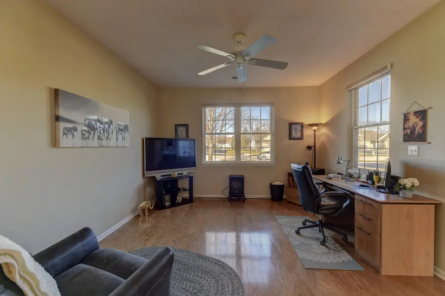 1247 Auburn Meadow Lane, Schererville, IN 46375 - Image #3