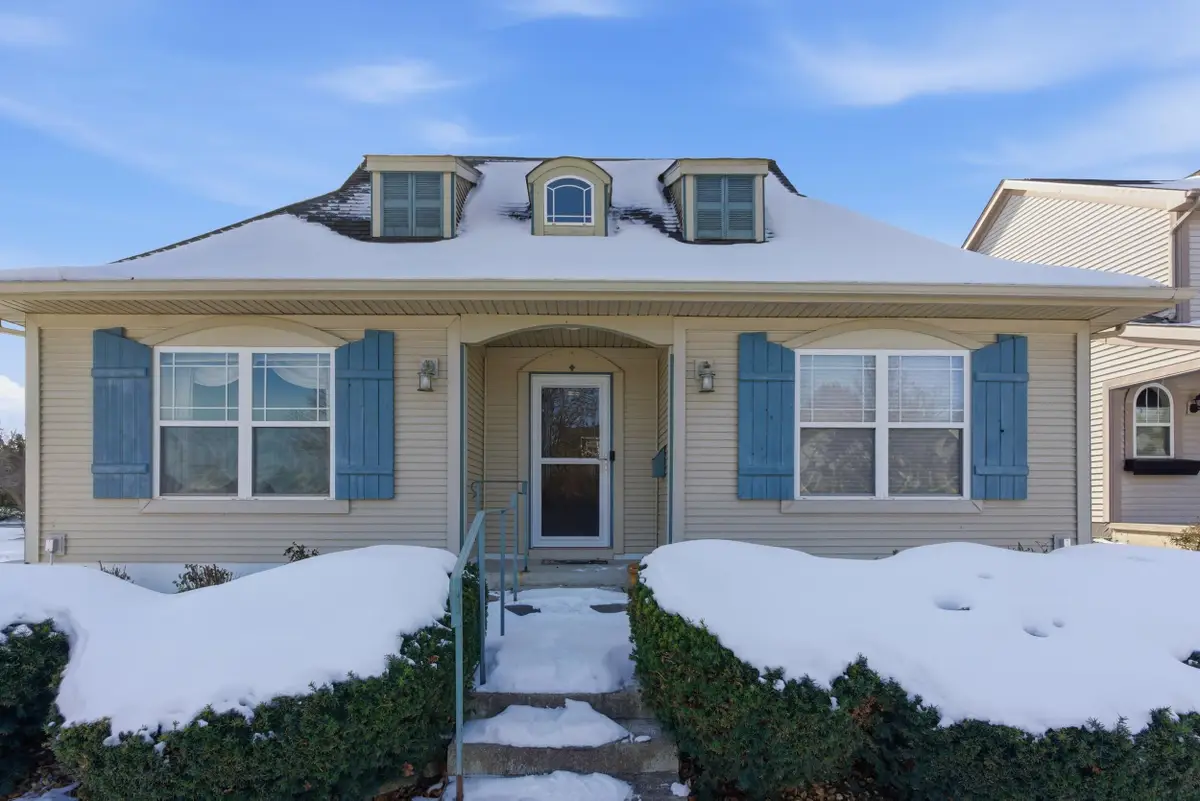 214 Abington Street, Valparaiso, IN 46385 - Image #1