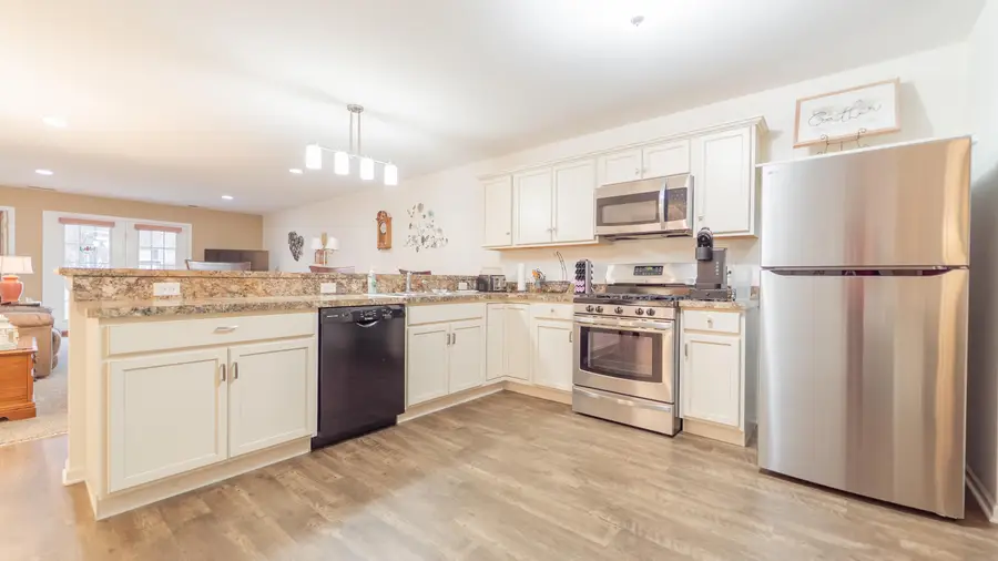 202 Polly Lane, Hobart, IN 46342 - Image #2