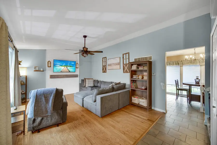 4038 Kingsway Drive, Crown Point, IN 46307 - Image #3