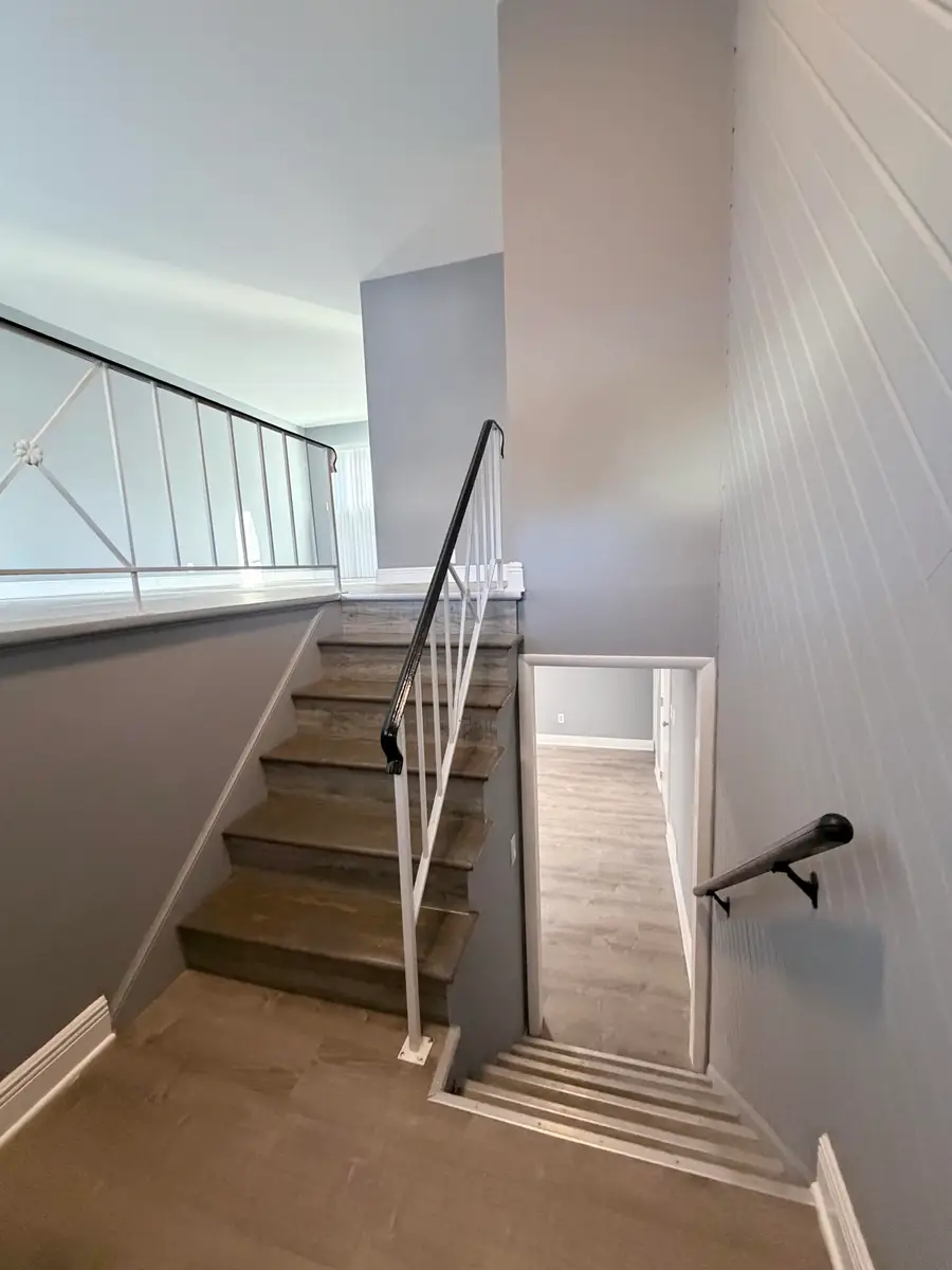 3921 Eastmont Drive, South Bend, IN 46628 - Image #2